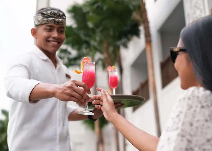 Отель Grand Mercure Bali Семиньяк
